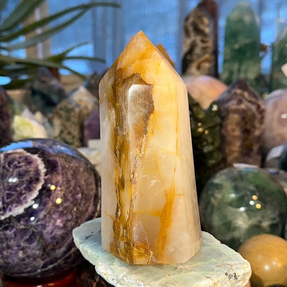 🔥SALE🔥 Golden Healer Crystal Tower! - Picture 7 of 13